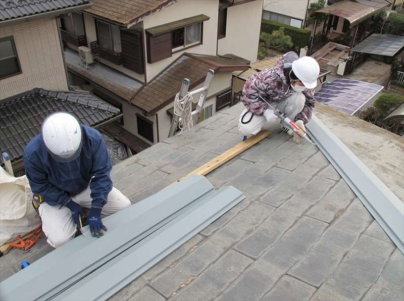 家の安全と快適な生活を守る屋根工事